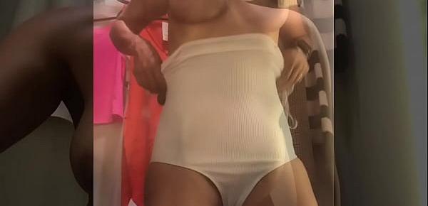  MILF Maestra mexicana totalmente desnuda en vestidor de tienda palacio de hierro mexico exhibicionista